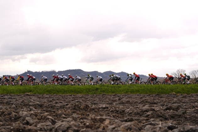 The race during the men s elite one-day Milano-Torino cycling race from Rho to Superga, Italy, Wednesday, March 18, 2026. - Cycling.  Copyright: xFabioxFerrari LaPressex