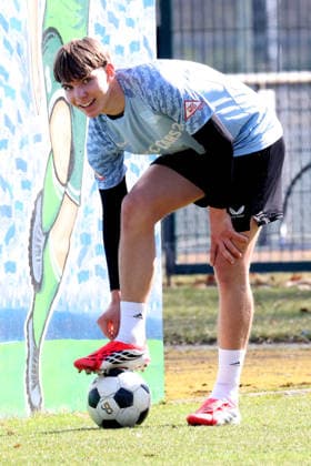 DEU, DFL, 2. FBL Hertha BSC, Training, 18.03.2026, Sportforum, Berlin, DEU, DFL, 2. FBL Hertha BSC, Training, im Bild Kennet Eichhorn (Hertha BSC Berlin 23), DFL - regulations prohibit any use of Photographs as image sequences and or quasi-video