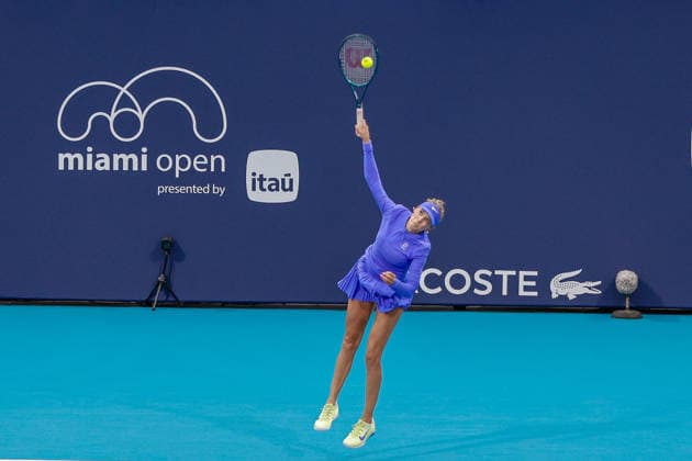 MIAMI GARDENS, FL - MARCH 17: Katie Boulter (GB) in action during a Women™s Singles qualifying 2nd round match against Jessica Bouzas Maneiro (ESP) at the Miami Open on March 17, 2026, at Hard Rock Stadium in Miami Gardens, Florida,(Photo by Chris Arjoon Icon Sportswire) TENNIS: MAR 17 Miami Open EDITORIAL USE ONLY Icon2603170010096