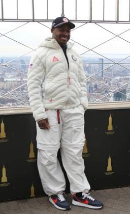 RECORD DATE NOT STATED Bryan Sosoo visits Empire State for photo opportunity. (SPO)Bryan Sosoo visits Empire State for photo opportunity. March 18, 2026, New York,USA: Bryan Sosoo visits the Empire State Building Observatory for a photo opportunity following his Olympic debut at the 2026 Milan Cortina Winter Olympics. Credit: Niyi Fote Thenews2 (Foto: Niyi Fote Thenews2 imago images) SPO  Copyright: xNiyixFotex