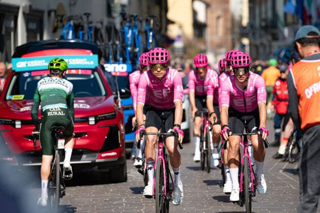 106th Milano-Torino 2026 EF Education-EasyPost team at the start of Milano-Torino 2026 in Rho, Italy, on March 18, 2026. Rho Italy  Copyright: xSilviaxColombox originalFilename:colombo-notitle260318_npl3f.jpg