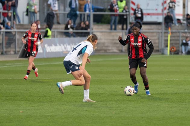 18.03.2026, xhfmx, Fussball Google Pixel Frauen-Bundesliga, Eintracht Frankfurt - TSG Hoffenheim v.l. Geraldine Reuteler (Eintracht Frankfurt Frauen), Svenja Vöhringer (TSG 1899 Hoffenheim Frauen) , Nicole Anyomi (Eintracht Frankfurt Frauen) (DFL DFB REGULATIONS PROHIBIT ANY USE OF PHOTOGRAPHS as IMAGE SEQUENCES and or QUASI-VIDEO) Frankfurt am Main