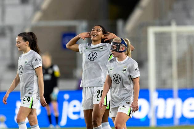 Google Pixel Frauen-Bundesliga: FC Carl Zeiss Jena vs. VfL Wolfsburg; Jena; 18.03.2026 Cora Zicai ( 28; VfL Wolfsburg) Google Pixel Frauen-Bundesliga: FC Carl Zeiss Jena vs. VfL Wolfsburg; ad hoc arena im Ernst-Abbe-Sportfeld; 18.03.2026 DFB REGULATIONS PROHIBIT ANY USE OF PHOTOGRAPHS AS IMAGE SEQUENCES AND OR QUASI-VIDEO. Copyright: xBEAUTIFULxSPORTS Duehringx