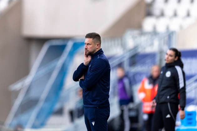 Google Pixel Frauen-Bundesliga: FC Carl Zeiss Jena vs. VfL Wolfsburg; Jena; 18.03.2026 Matthias Buszkowiak (Trainer; FC Carl Zeiss Jena) Google Pixel Frauen-Bundesliga: FC Carl Zeiss Jena vs. VfL Wolfsburg; ad hoc arena im Ernst-Abbe-Sportfeld; 18.03.2026 DFB REGULATIONS PROHIBIT ANY USE OF PHOTOGRAPHS AS IMAGE SEQUENCES AND OR QUASI-VIDEO. Copyright: xBEAUTIFULxSPORTS Duehringx