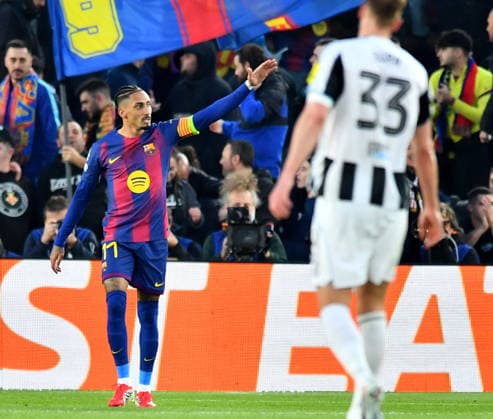 FC Barcelona, Barca v Newcastle United, UEFA Champions League, Football, Camp Nou, Barcelona, SP - 18 Mar 2026 Raphinha of Barcelona celebrates scoring his teams first goal making the score 1-0. Barcelona Camp Nou Barcelona SP, UK NEWSPAPERS OUT Copyright: xMarkxEnfieldx