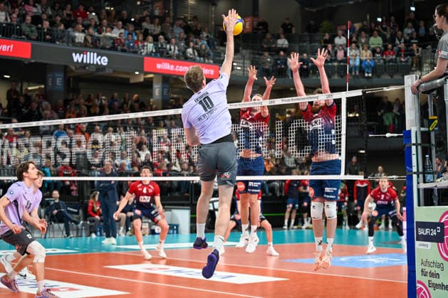 18.03.2026, xdobgx, Volleyball Volleyball Bundesliga VBL, SVG Lüneburg - VC Olympia Berlin v.l. Lüneburg