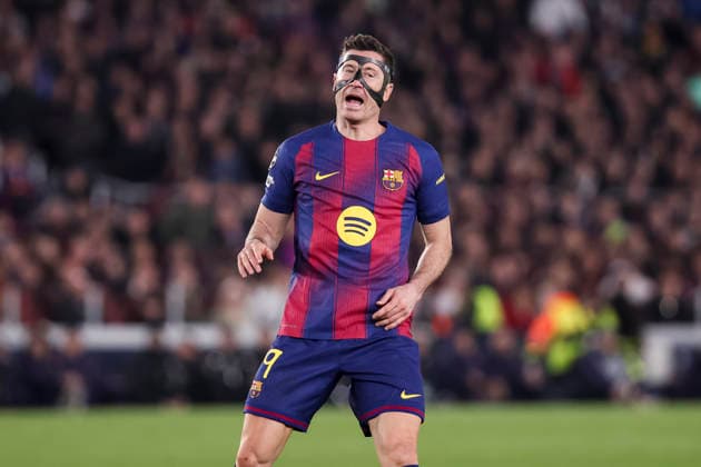 March 18, 2026, Barcelona, Barcelona, SPAIN: Robert Lewandowski of FC Barcelona, Barca laments during the UEFA Champions League 2025 26 Round of 16 Second Leg, football match played between FC Barcelona and Newcastle United at Spotify Camp Nou stadium on March 18, 2026 in Barcelona, Spain. FC Barcelona V Newcastle United - UEFA Champions League 2025 26 Round Of 16 Second Leg  - ZUMAa181 20260318_zaa_a181_072 Copyright: xJavierxBorregox