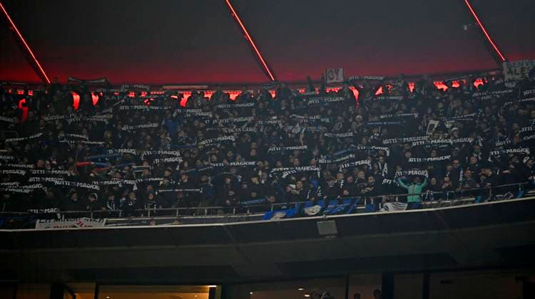 18.03.2026, Fussball UEFA Championsleague 2025 2026: Achtelfinale Rückspiel, FC Bayern München - Atalanta Bergamo, in der Allianz-Arena München, Die Fans aus Bergamo