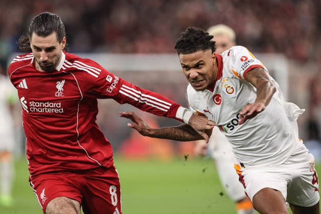 UEFA Champions League last 16 second leg match Liverpool v Galatasaray Dominik Szoboszlai of Liverpool holds off Ismail Jakobs of Galatasaray during the UEFA Champions League last 16 second leg match Liverpool vs Galatasaray at Anfield, Liverpool, United Kingdom on 18 March 2026 (Photo by Alfie Cosgrove News Images) Liverpool Anfield Merseyside United Kingdom Copyright: xAlfiexCosgrove NewsxImagesx
