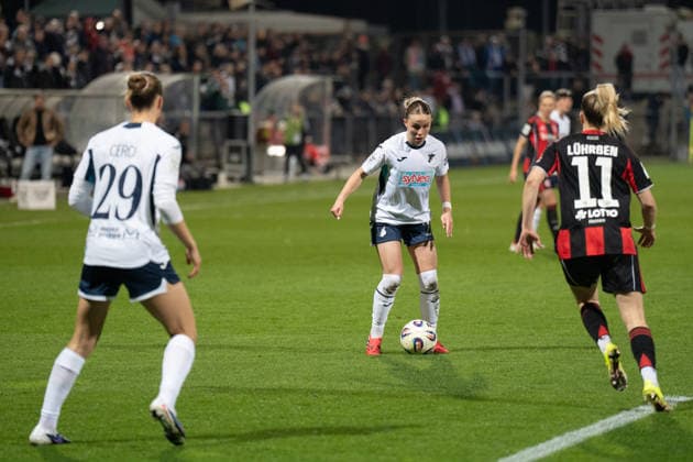 18.03.2026, xhfmx, Fussball Google Pixel Frauen-Bundesliga, Eintracht Frankfurt - TSG Hoffenheim v.l. Selina Cerci (TSG 1899 Hoffenheim Frauen) , Janna Grimm (TSG 1899 Hoffenheim Frauen) , Nina Lührßen (Eintracht Frankfurt Frauen) (DFL DFB REGULATIONS PROHIBIT ANY USE OF PHOTOGRAPHS as IMAGE SEQUENCES and or QUASI-VIDEO) Frankfurt am Main