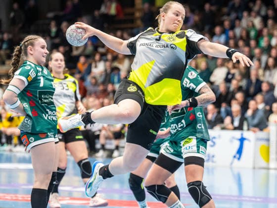 Lisa Antl (Borussia Dortmund, 09) kommt frei zum Wurf, Frisch Auf Goeppingen vs. Borussia Dortmund, Handball, 1. Bundesliga, Spielzeit 2025 2026, 18.03.2026 Frisch Auf Goeppingen vs. Borussia Dortmund, Handball, 1. Bundesliga, Spielzeit 2025 2026, 18.03.2026 Goeppingen Copyright: xMichaelxSchmidt Eibner-Pressefotx EP_MST