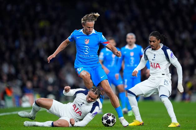 March 18, 2026, London, London, England: Marcos Llorente of Atletico de Madrid and Xavi Simons of Tottenham Hotspur in action during the UEFA Champions League 2025 26 Round of 16 Second Leg match between Tottenham Hotspur and Atletico de Madrid at Tottenham Hotspur Stadium on March 18, 2026, in London, England. London England - ZUMAa181 20260318_zaa_a181_156 Copyright: xDennisxAgyemanx