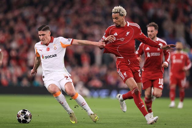 Football - UEFA Champions League - Round of 16 (2nd Leg) - Liverpool v Galatasaray 18th March 2026 - UEFA Champions League - Round of 16 (2nd Leg) - Liverpool v Galatasaray - Roland Sallai of Galatasaray and Hugo Ekitike of Liverpool - Photo: Simon Stacpoole Offside. Liverpool UK Copyright: xSimonxStacpoolexOffside