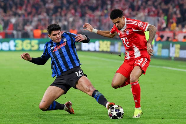 Raoul Bellanova (Atalanta BC) und Luis Diaz (FC Bayern Muenchen) kaempfen um den Ball, UEFA Champions League 2025 26 Round of 16 Second Leg, FC Bayern München v Atalanta BC, Football Arena Munich am 18. March 2026 in München, Deutschland. (Foto von Marco Steinbrenner DeFodi Images) Raoul Bellanova (Atalanta BC) und Luis Diaz (FC Bayern Muenchen) battle for the ball, UEFA Champions League 2025 26 Round of 16 Second Leg, FC Bayern München v Atalanta BC, Football Arena Munich, March 18, 2026 in Munich, Germany. (Photo by Marco Steinbrenner DeFodi Images) -