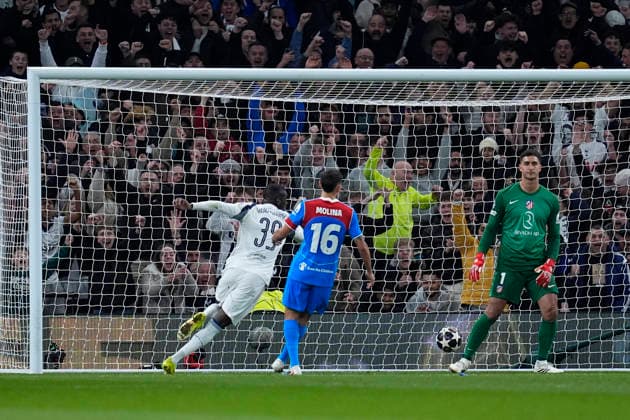 March 18, 2026, London, London, England: Randal Kolo Muani of Tottenham Hotspur shoots for goal during the UEFA Champions League 2025 26 Round of 16 Second Leg match between Tottenham Hotspur and Atletico de Madrid at Tottenham Hotspur Stadium on March 18, 2026, in London, England. Tottenham Hotspur V Atletico De Madrid - UEFA Champions League 2025 26 Round Of 16 Second Leg  - ZUMAa181 20260318_zaa_a181_167 Copyright: xDennisxAgyemanx