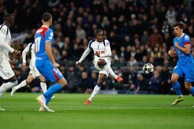 Tottenham Hotspur v Atletico Madrid - UEFA Champions League LONDON, UNITED KINGDOM - MARCH 18: Mathys Tel of Tottenham takes a shot on goal during the UEFA Champions League football match between Tottenham Hotspur and Atletico Madrid at the Tottenham Hotspur Stadium on March 18, 2026, in London, United Kingdom. David Cliff Anadolu London United Kingdom. Editorial use only. Please get in touch for any other usage.  Copyright: x2026xAnadoluxDavidxCliffx