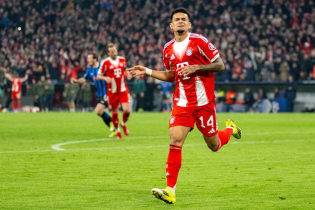Torjubel zum 4:0, Luis Diaz 14 (FC Bayern Muenchen) , FC Bayern Muenchen vs. Atalanta Bergamo, Fussball, UEFA Champions League, Achtelfinale Rueckspiel, 18.03.2026 DFB regulations prohibit any use of photographs as image sequences and or quasi-video Muenchen Bayern Deutschland
