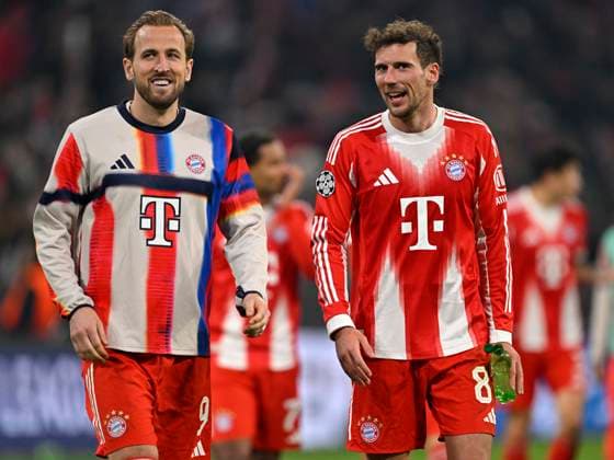 18.03.2026, Fussball UEFA Championsleague 2025 2026: Achtelfinale Rückspiel, FC Bayern München - Atalanta Bergamo, in der Allianz-Arena München, v.l. Harry Kane (FC Bayern München) und Leon Goretzka (FC Bayern München) sind zufrieden