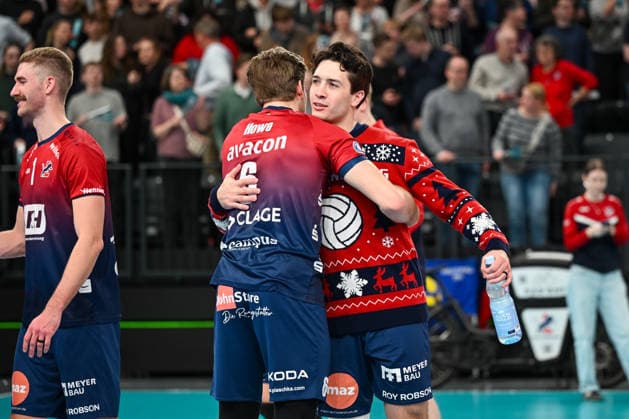 18.03.2026, xdobgx, Volleyball Volleyball Bundesliga VBL, SVG Lüneburg - VC Olympia Berlin v.l. Jackson Howe (SVG Lüneburg, 6), Ethan Champlin (SVG Lüneburg, 20) Lüneburg