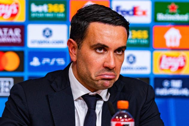 18.03.2026, FC Bayern München vs. Atalanta Bergamo, UEFA Champions League, Achtelfinale-Rückspiel Raffaele Palladino (Atalanta Bergamo, Trainer, Coach) auf der Pressekonferenz nach dem Spiel Regulations prohibit any use of photographs as image sequences and or quasi video Copyright: xBahhoxKarax