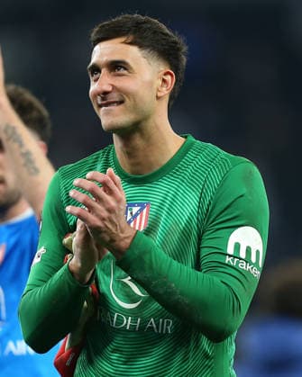LONDON, ENGLAND - MARCH 18: Goalkeeper Juan Musso of Atletico de Madrid applauds supporters at full time in after the UEFA Champions League 2025 26 Round of 16 Second Leg match between Tottenham Hotspur and Atletico de Madrid at Tottenham Hotspur Stadium on March 18, 2026 in London, England.  Copyright: xJayxPatel SPPx Sportspressphoto_SPR113688