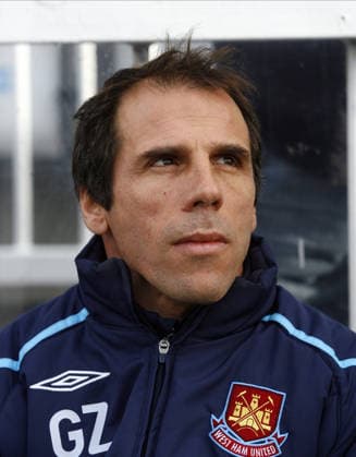 Hartlepool United V West Ham United, FA Cup 4th Round Gianfranco Zola, West Ham United Manager portrait before the FA Cup 4th Round match between Hartlepool United and West Ham United at Victoria Park on January 24, 2009 in Hartlepool, England. Hartlepool Victoria Park England United Kingdom Copyright: xAllstarxPicturexLibraryxLtdx