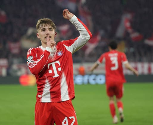 18.03.2026, FC Bayern vs Atlanta Bergamo, Allianz Arena Muenchen, Fussball, im Bild: Lennart Karl (FC Bayern Muenchen) jubelt
