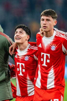 18.03.2026, FC Bayern München vs. Atalanta Bergamo, UEFA Champions League, Achtelfinale-Rückspiel Leonard Prescott (FC Bayern München) Deniz Ofli ( FC Bayern München) Jonathan Asp Jensen (FC Bayern München, 43) Harry Kane (FC Bayern Muenchen, 9) Regulations prohibit any use of photographs as image sequences and or quasi video Copyright: xBahhoxKarax
