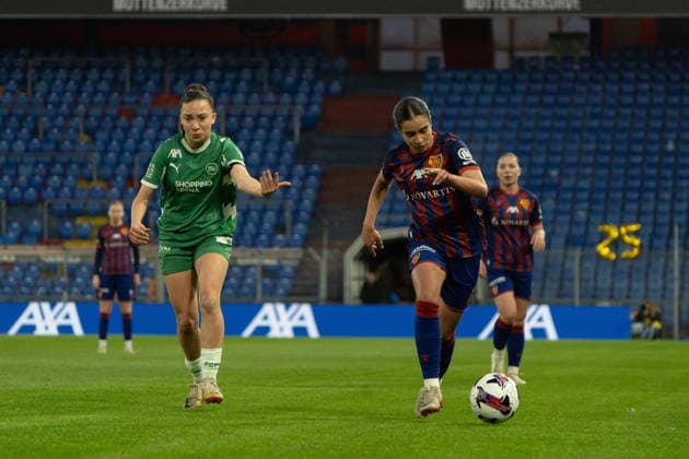 Switzerland: AXA Women s Super League: FC Basel vs FC St.Gallen Frauen, Stadion St.Jakob, Basel: Sabah Seghir (10 FC Basel) Copyright: xMelinaxFeldges xSteinsiek.chx