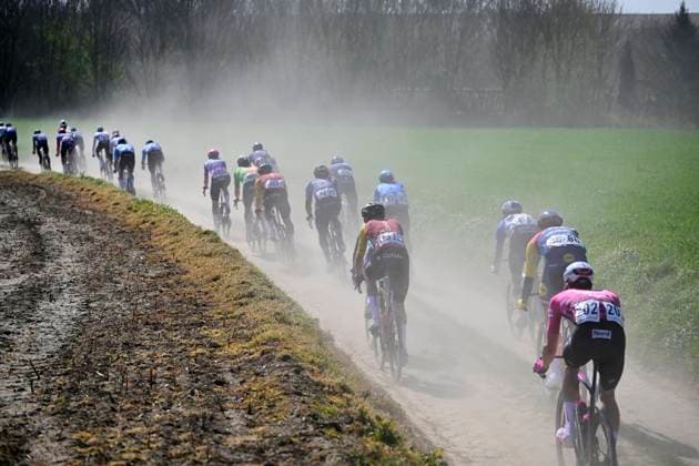 Grand Prix de Denain - Porte du Hainaut 2026 Cycling Race DENAIN, FRANCE - MARCH 19 : illustration picture peloton during the 67th edition of Grand Prix de Denain - Porte du Hainaut an UCI ProSeries 1.Pro one day cycling road race for Men Elite of km with start in Denain and finish in Denain on March 19, 2026 in Denain, France, 19 03 2026 ( Motordriver Pieter Vanherzeele - Denain France  Copyright: xJanxDexMeuleneirx