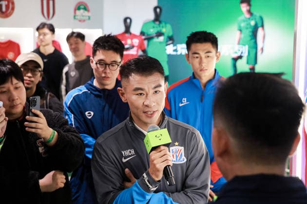 SHANGHAI, CHINA - MARCH 19: Football coach Yu Hanchao attends the launch event of the new home and away kits for the China National Football Team as the 2026 FIFA World Cup, WM, Weltmeisterschaft, Fussball approaches on March 19, 2026 in Shanghai, China.  Copyright: xVCGx 111629304710