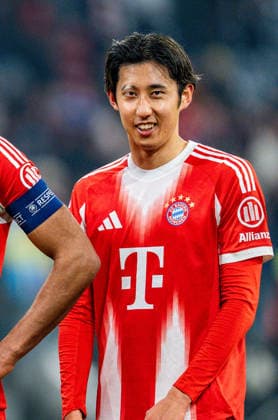 18.03.2026, FC Bayern München vs. Atalanta Bergamo, UEFA Champions League, Achtelfinale-Rückspiel Lennart Karl (FC Bayern Muenchen, 42) Jonathan Tah (FC Bayern Muenchen, 4) Hiroki Ito (FC Bayern Muenchen, 21) Regulations prohibit any use of photographs as image sequences and or quasi video *** 18 03 2026, FC Bayern München vs Atalanta Bergamo, UEFA Champions League, Round of 16 second leg Lennart Karl FC Bayern Muenchen, 42 Jonathan Tah FC Bayern Muenchen, 4 Hiroki Ito FC Bayern Muenchen, 21 Regulations prohibit any use of photographs as image sequences and or quasi video Copyright: xBahhoxKarax