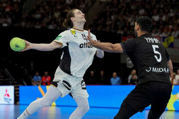 Juri Knorr (Germany) und Yehia Haled (Egypt) kaempfen um den Ball, Handball International Friendly, Länderspiel, Nationalmannschaft Germany v Egypt, Westfalenhalle am 19. March 2026 in Dortmund, Deutschland. (Foto von Marco Steinbrenner DeFodi Images) Juri Knorr (Germany) und Yehia Haled (Egypt) battle for the ball, Handball International Friendly, Germany v Egypt, Westfalenhalle, March 19, 2026 in Dortmund, Germany. (Photo by Marco Steinbrenner DeFodi Images) -
