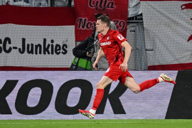 Matthias Ginter (SC Freiburg) celebrates after scoring his team s first goal during the UEFA Europa League 2025 26 Round of 16 Second Leg match between SC Freiburg and KRC Genk at Stadion am Wolfswinkel on March 19, 2026 in Freiburg im Breisgau, Germany. (Photo by Harry Langer DeFodi Images) -