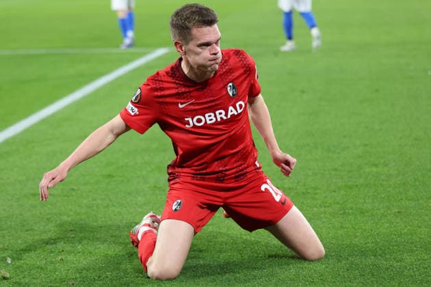19.03.2026, xrekx, Fussball UEFA Europa League, SC Freiburg - KRC Genk v.l. Torjubel nach dem Tor zum celebrating the goal celebrate 1:0 durch Matthias Ginter (SC Freiburg) (DFL DFB REGULATIONS PROHIBIT ANY USE OF PHOTOGRAPHS as IMAGE SEQUENCES and or QUASI-VIDEO) Freiburg