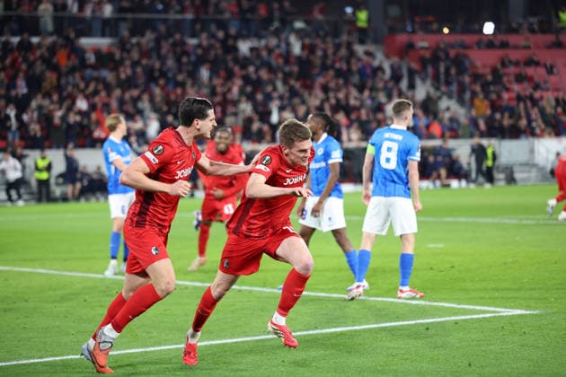19.03.2026, xrekx, Fussball UEFA Europa League, SC Freiburg - KRC Genk v.l. Torjubel nach dem Tor zum celebrating the goal celebrate 1:0 durch Matthias Ginter (SC Freiburg) mit Igor Matanovic (SC Freiburg) (DFL DFB REGULATIONS PROHIBIT ANY USE OF PHOTOGRAPHS as IMAGE SEQUENCES and or QUASI-VIDEO) Freiburg