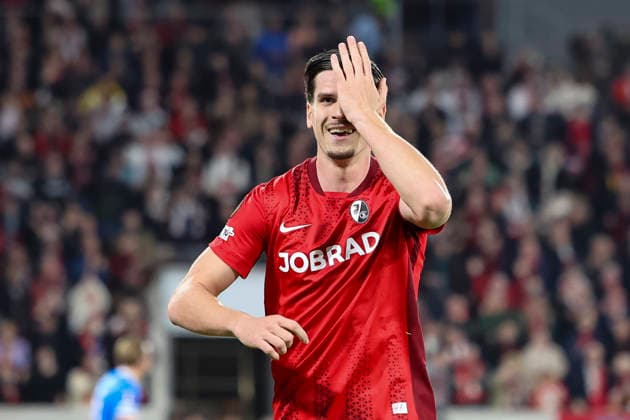 Torjubel bei Igor Matanovic (SC Freiburg, 31) nach seinem Tor zum 2:0 , Deutschland, Fussball, UEFA Europa League, Achtelfinale, 2025 2026, SC Freiburg vs. KRC Genk, 19.03.2026, Freiburg im Breisgau Europa-Park Stadion Deutschland Copyright: xGrantxHubbsx