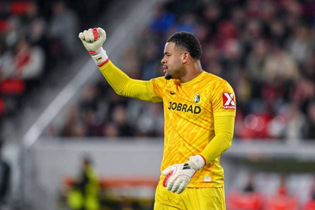 Torwart Noah Atubolu (SC Freiburg) gestures during the UEFA Europa League 2025 26 Round of 16 Second Leg match between SC Freiburg and KRC Genk at Stadion am Wolfswinkel on March 19, 2026 in Freiburg im Breisgau, Germany. (Photo by Harry Langer DeFodi Images) -