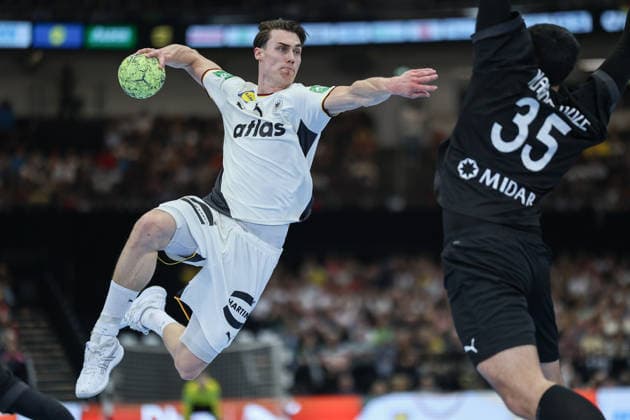 Deutschland - Ägypten, Handball-Testspiel Miro Schluroff (Deutschland, 5) gegen Mahmoud Abdelaziz (Ägypten, 35). Handball-Länderspiel der Männer zwischen Deutschland und Ägypten in der Westfalenhalle in Dortmund am 19. März 2026, Dortmund Nordrhein-Westfalen Deutschland Westfalenhalle