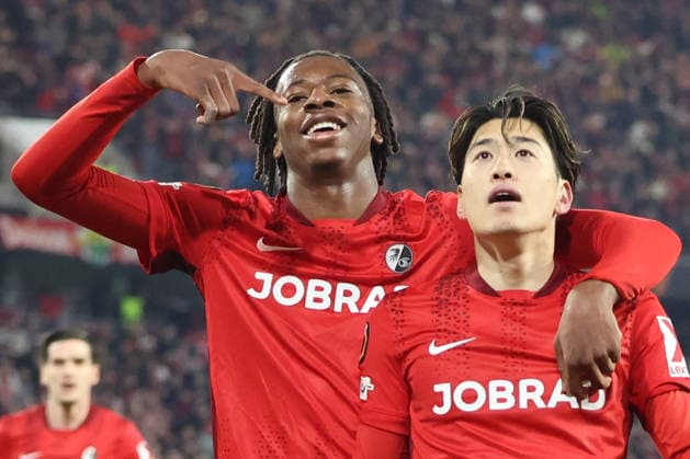 19.03.2026, xrekx, Fussball UEFA Europa League, SC Freiburg - KRC Genk v.l. Torjubel nach dem Tor zum celebrating the goal celebrate 4:1 durch Yuito Suzuki (SC Freiburg) mit Johan Manzambi (SC Freiburg) (DFL DFB REGULATIONS PROHIBIT ANY USE OF PHOTOGRAPHS as IMAGE SEQUENCES and or QUASI-VIDEO) Freiburg *** 19 03 2026, xrekx, Football UEFA Europa League, SC Freiburg KRC Genk v l Goal celebration after the goal to celebrate the goal celebrate 4 1 by Yuito Suzuki SC Freiburg with Johan Manzambi SC Freiburg DFL DFB REGULATIONS PROHIBIT ANY USE OF PHOTOGRAPHS as IMAGE SEQUENCES and or QUASI VIDEO Freiburg