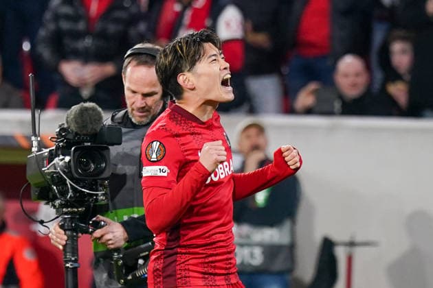 Deutschland: Fussball UEFA Europa League 2025 - 2026, Achtelfinale - SC Freiburg vs KRC Genk - Europa-Park-Stadion: Tor und Torjubel zum 4:1 durch Yuito Suzuki (SC Freiburg, 14) Freude, Emotionen, Jubel, Geste, Gestik, Emotion, Mimik, Gesichtsausdruck Copyright: xJOERANxSTEINSIEKx