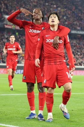 19.03.2026, xrekx, Fussball UEFA Europa League, SC Freiburg - KRC Genk v.l. Torjubel nach dem Tor zum celebrating the goal celebrate 4:1 durch Yuito Suzuki (SC Freiburg) mit Johan Manzambi (SC Freiburg) (DFL DFB REGULATIONS PROHIBIT ANY USE OF PHOTOGRAPHS as IMAGE SEQUENCES and or QUASI-VIDEO) Freiburg