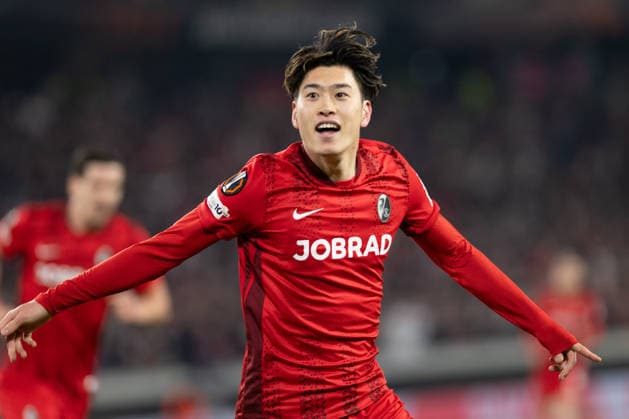 Torjubel von Yuito Suzuki 14 (SC Freiburg) nach dem Tor zum 4:1, SC Freiburg vs. KRC Genk, Fussball, Europa League 2025 2026, Achtelfinale, 19.03.2026 Freiburg Baden-Wuerttemberg Deutschland