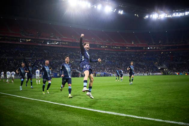 Olympique Lyonnais v Real Club Celta - Europa League DECINES-CHARPIEU, FRANCE - MARCH 19: Javi Rueda of Celta de Vigo celebrates after scoring his team s first goal during the UEFA Europa League 2025 26 Round of 16 Second Leg match between Olympique Lyonnais and Real Club Celta at OL Stadium on March 19, 2026 in Decines-Charpieu, France. DECINES-CHARPIEU OL Stadium Spain Copyright: xDiegoxSimonx