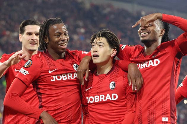 19.03.2026, xrekx, Fussball UEFA Europa League, SC Freiburg - KRC Genk v.l. Torjubel nach dem Tor zum celebrating the goal celebrate 4:1 durch Yuito Suzuki (SC Freiburg) Igor Matanovic (SC Freiburg) Johan Manzambi (SC Freiburg) Jordy Makengo (SC Freiburg) (DFL DFB REGULATIONS PROHIBIT ANY USE OF PHOTOGRAPHS as IMAGE SEQUENCES and or QUASI-VIDEO) Freiburg