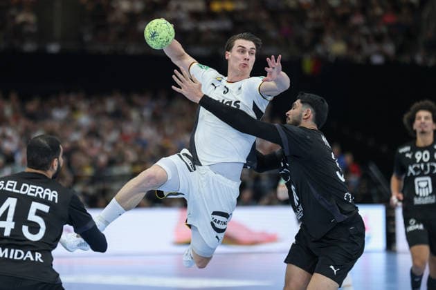 Deutschland - Ägypten, Handball-Testspiel Miro Schluroff (Deutschland, 5) gegen Mahmoud Abdelaziz (Ägypten, 35). Handball-Länderspiel der Männer zwischen Deutschland und Ägypten in der Westfalenhalle in Dortmund am 19. März 2026, Dortmund Nordrhein-Westfalen Deutschland Westfalenhalle