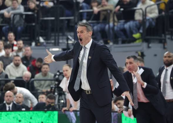 Dubais Head Coach Jurica GOLEMEC. Basketball: Bayern - Dubai. Euroleague, FC Bayern Basketball - Dubai Basketball, Runde 32, Saison 2025-2026, am 19.03.2026 in Muenchen, S A P G A R D E N, Deutschland. Quelle Copyright Credit : Oryk HAIST