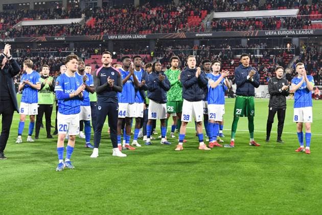 Genk s players look dejected after losing a soccer game between German Club Freiburg and Belgian KRC Genk in Freiburg im Breisgau, Germany on Thursday 19 March 2026, the return leg of the 1 16 Finals of the UEFA Europa League tournament. Genk won the first leg 1-0. JILLxDELSAUX  x168223026x