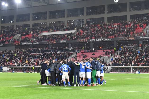 Genk s players pictured after a soccer game between German Club Freiburg and Belgian KRC Genk in Freiburg im Breisgau, Germany on Thursday 19 March 2026, the return leg of the 1 16 Finals of the UEFA Europa League tournament. Genk won the first leg 1-0. JILLxDELSAUX  x168223135x