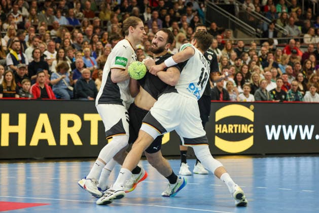 Dortmund, Deutschland: 19. März 2026 - Handball Länderspiel Freundschaftsspiel - Deutschland vs. Ägypten Im Bild: v.li. Juri Knorr (Deutschland), Yasser Seif (Ägypten) und Julian Köster Koester (Deutschland) Copyright: HMBxMedia MadeleinexFantini